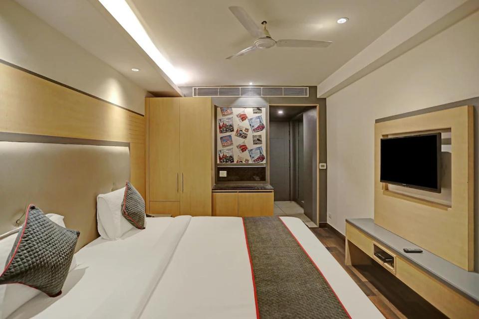 Hotel Superb 5 Mins Walk From New Delhi Station Exterior photo
