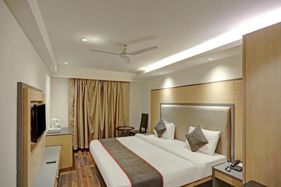 Hotel Superb 5 Mins Walk From New Delhi Station Exterior photo
