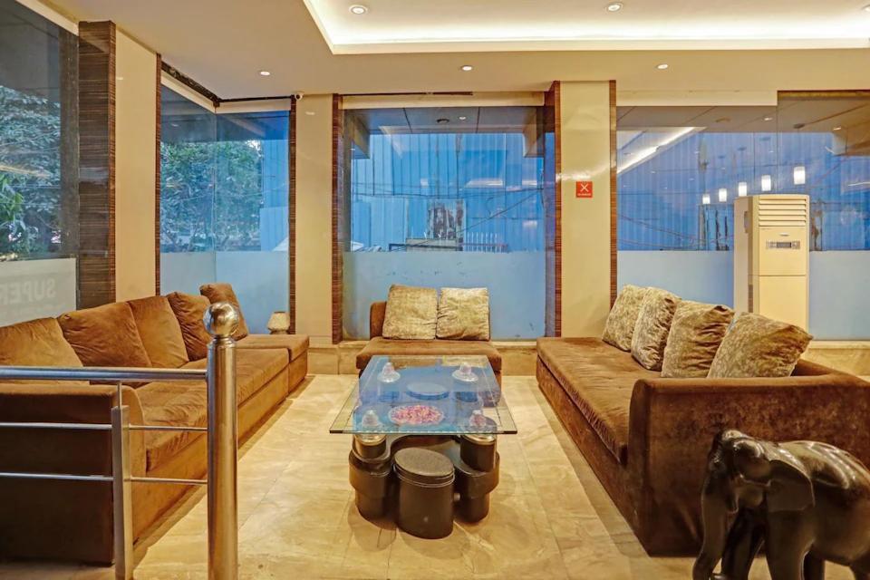 Hotel Superb 5 Mins Walk From New Delhi Station Exterior photo