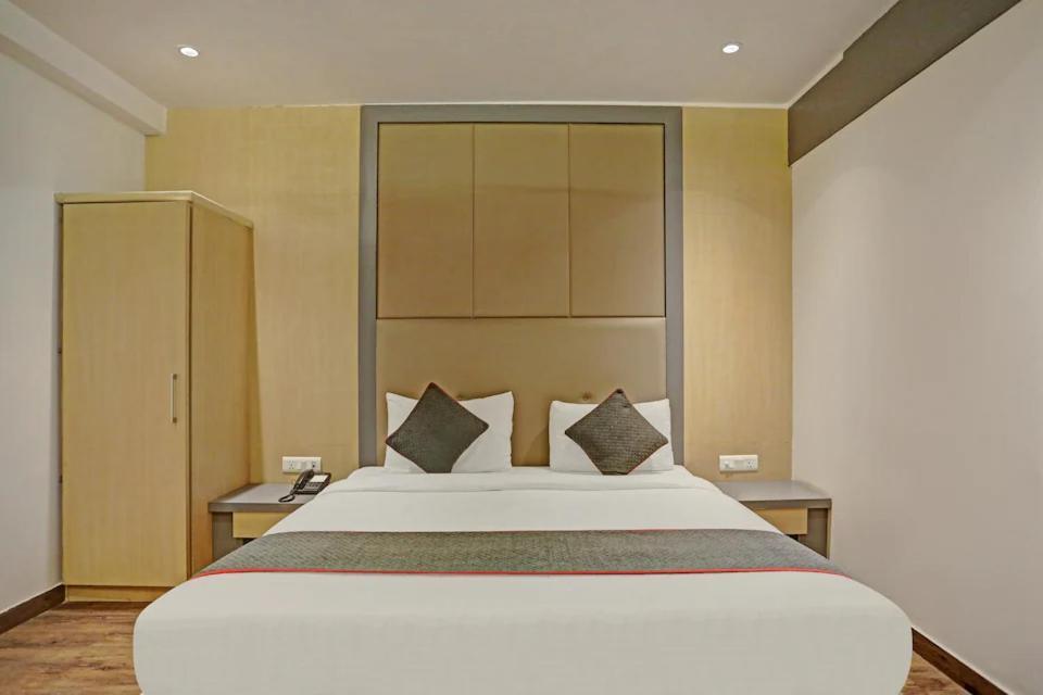 Hotel Superb 5 Mins Walk From New Delhi Station Exterior photo